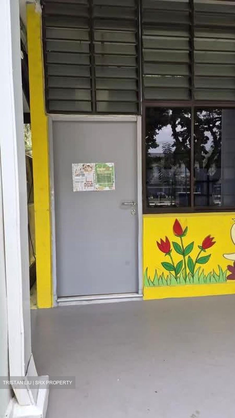 Pandan Gardens (D22), Shop House #595005651